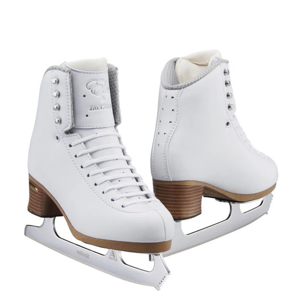 NEW⭐️Jackson Elle figure skates⭐️